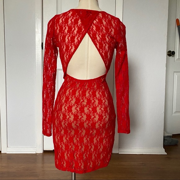 Red long sleeve dress - Picture 3 of 5